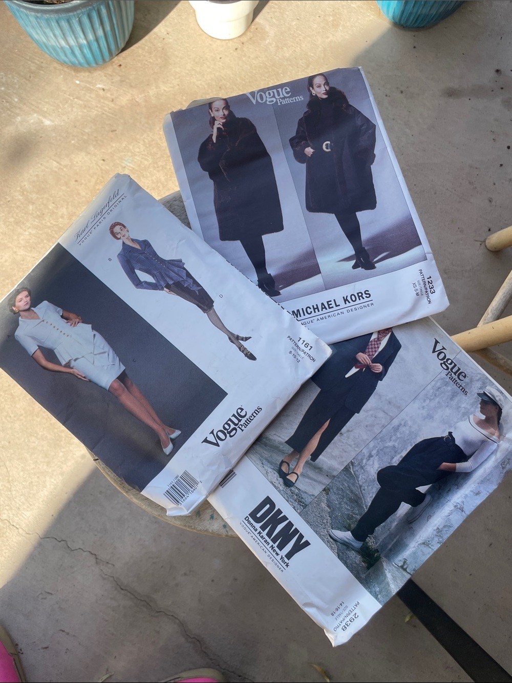 VOGUE vintage 1992/1993 Karl Lagerfeld , DKNY , Michael Kors uncut patterns